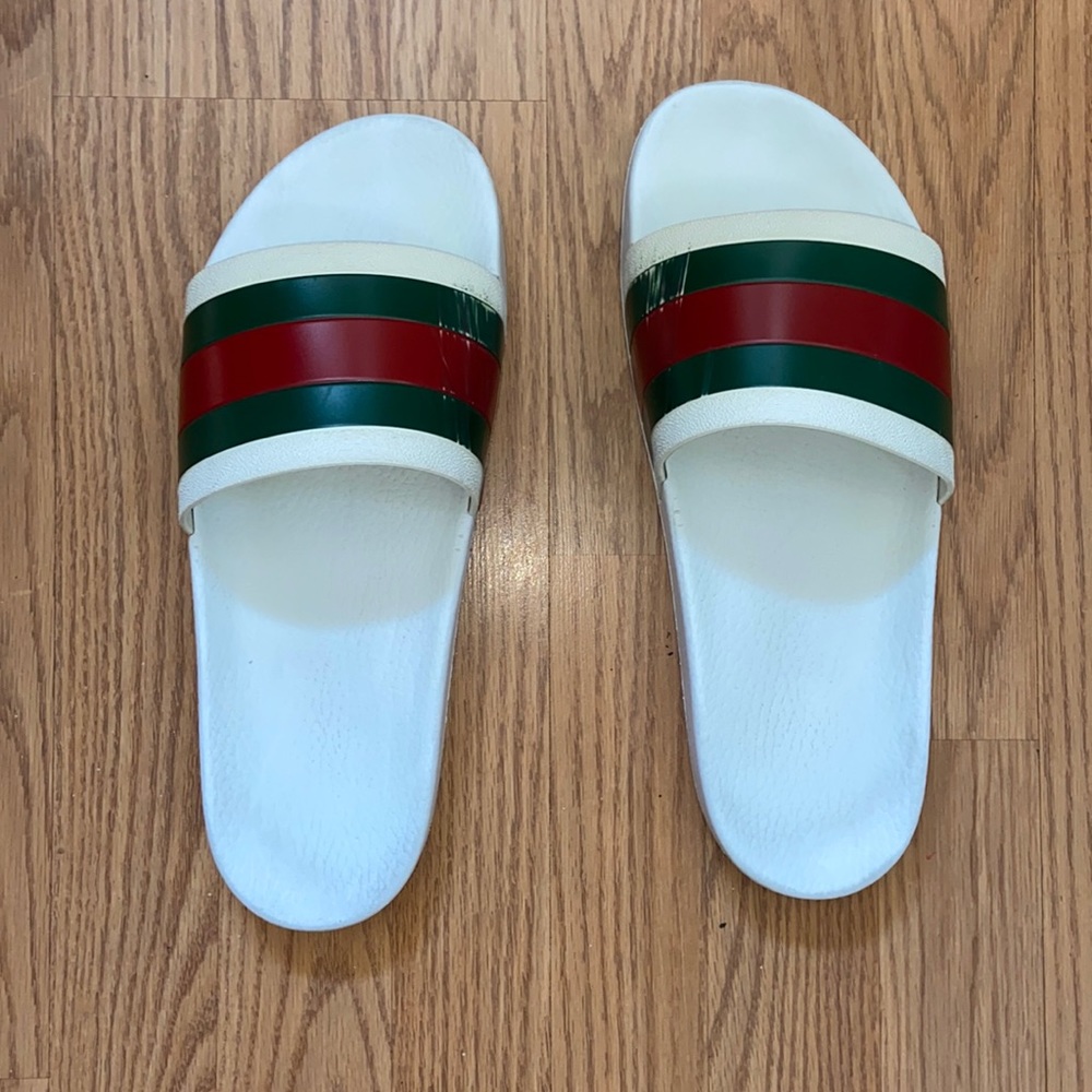 Gucci slides size-11